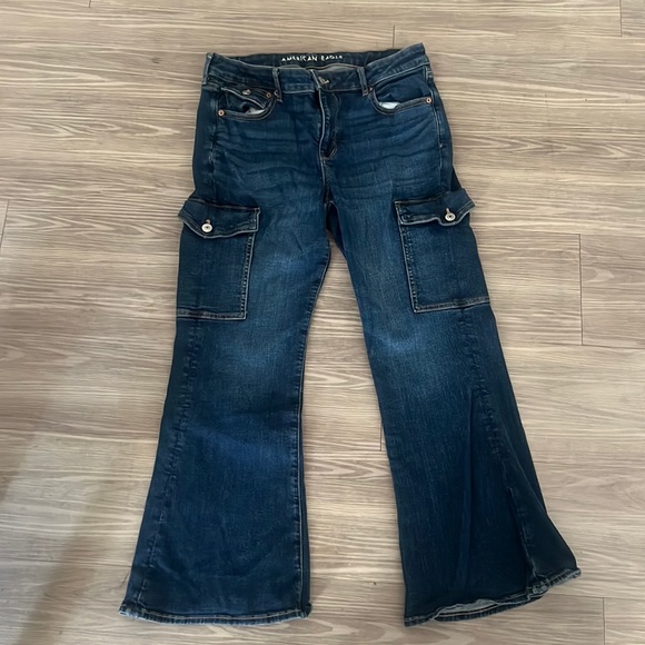 American Eagle Outfitters Denim - American Eagle jeans with side pockets
